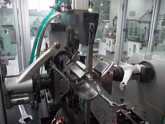آلة تدوير سلك النحاس للدبابات PMDC الدوار Riser Commutator المزود